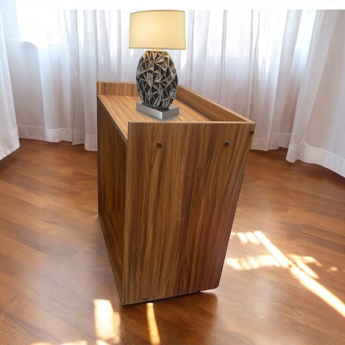 Mesa de noche con casita para perro de MDF, práctica y elegante para decorar tu recámara.