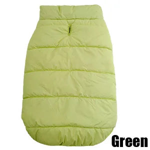 Chaleco abrigador para perro con forro polar en couleur verte, idéal pour les promenades hivernales.