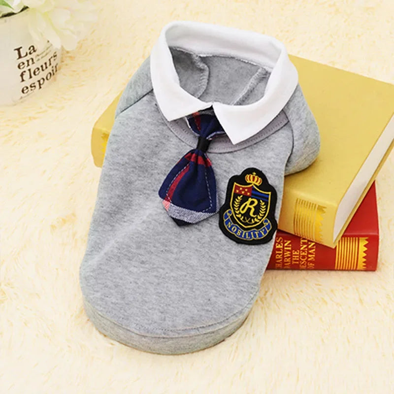 uniforme escolar para perro camisa o vestido, diseño gris avec cravate, idéal pour les chiens stylés.