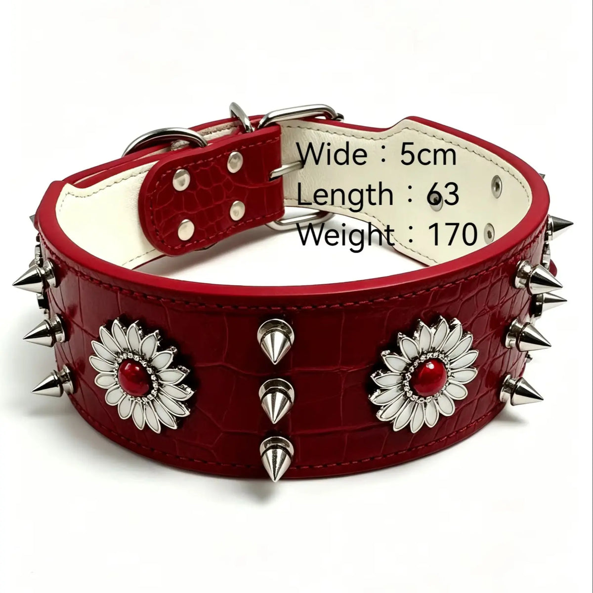 collar para perro con remaches estilo punk rouge Mitzon avec décorations et clous métalliques.