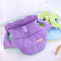 Chamarra reversible para perro en colores púrpura y verde, ideal para el otoño e invierno.