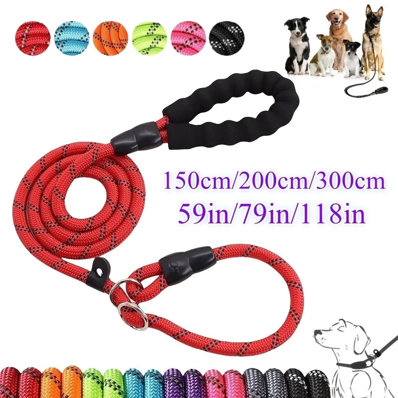 Correa resistente para perro de nylon reflectante en rojo, longitudes de 150cm, 200cm y 300cm.