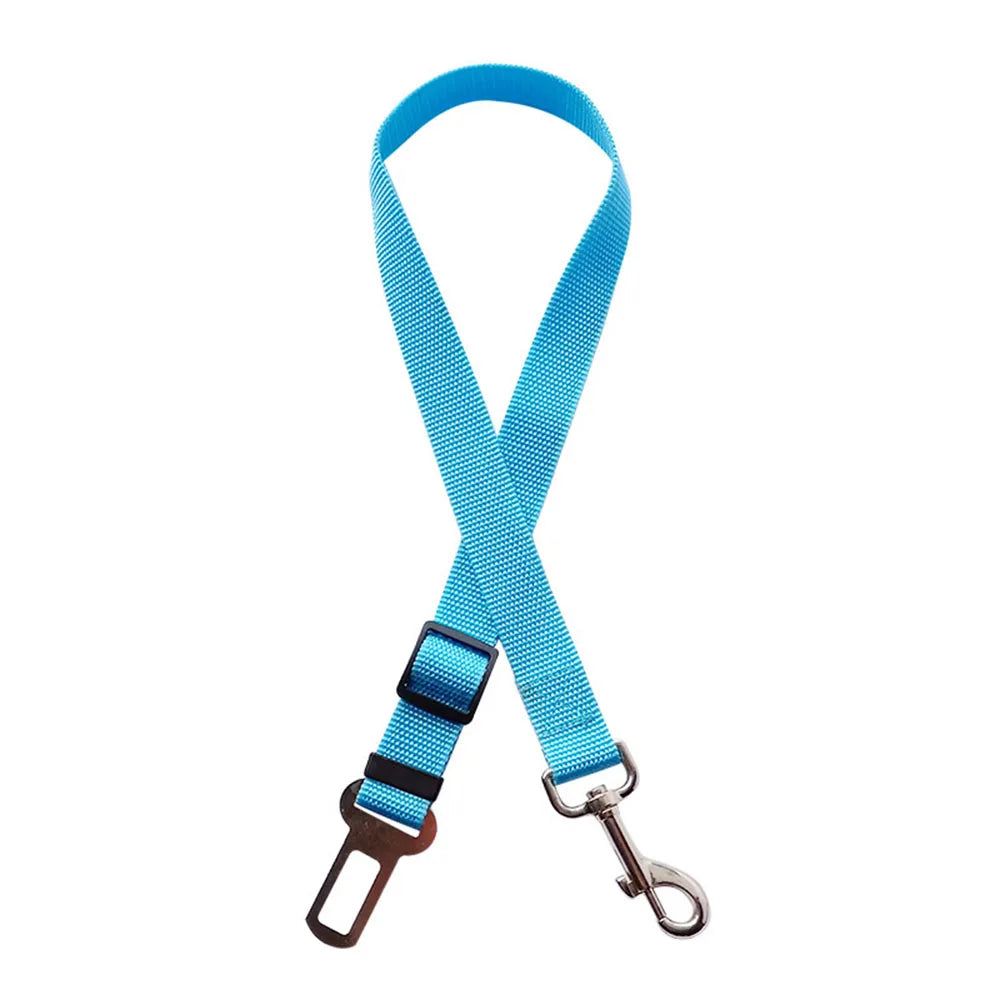 Cinturón de seguridad para perro en auto, color azul, diseño reflejante y trazo elástico amortiguador.