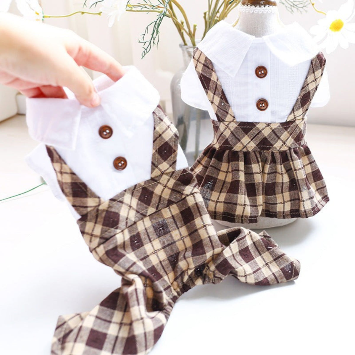Vestido cuadros MITZON para mascotas - blusa blanca y falda algodón - estilo elegante y cómodo premium