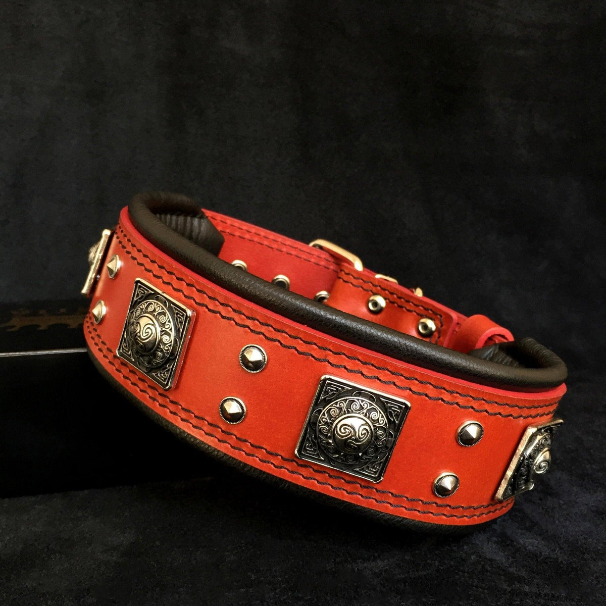 Collar Eros 2.5 pulgadas rojo premium para perros - accesorio de lujo llamativo - MITZON