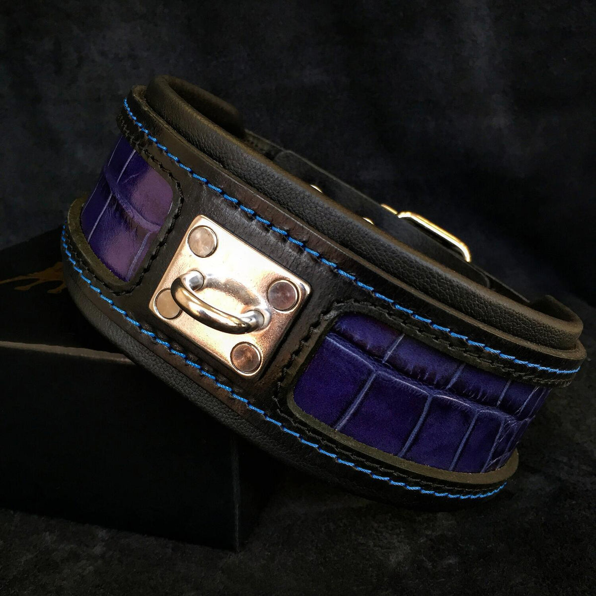 Collar Reptile MITZON para perros - textura exótica y sofisticada